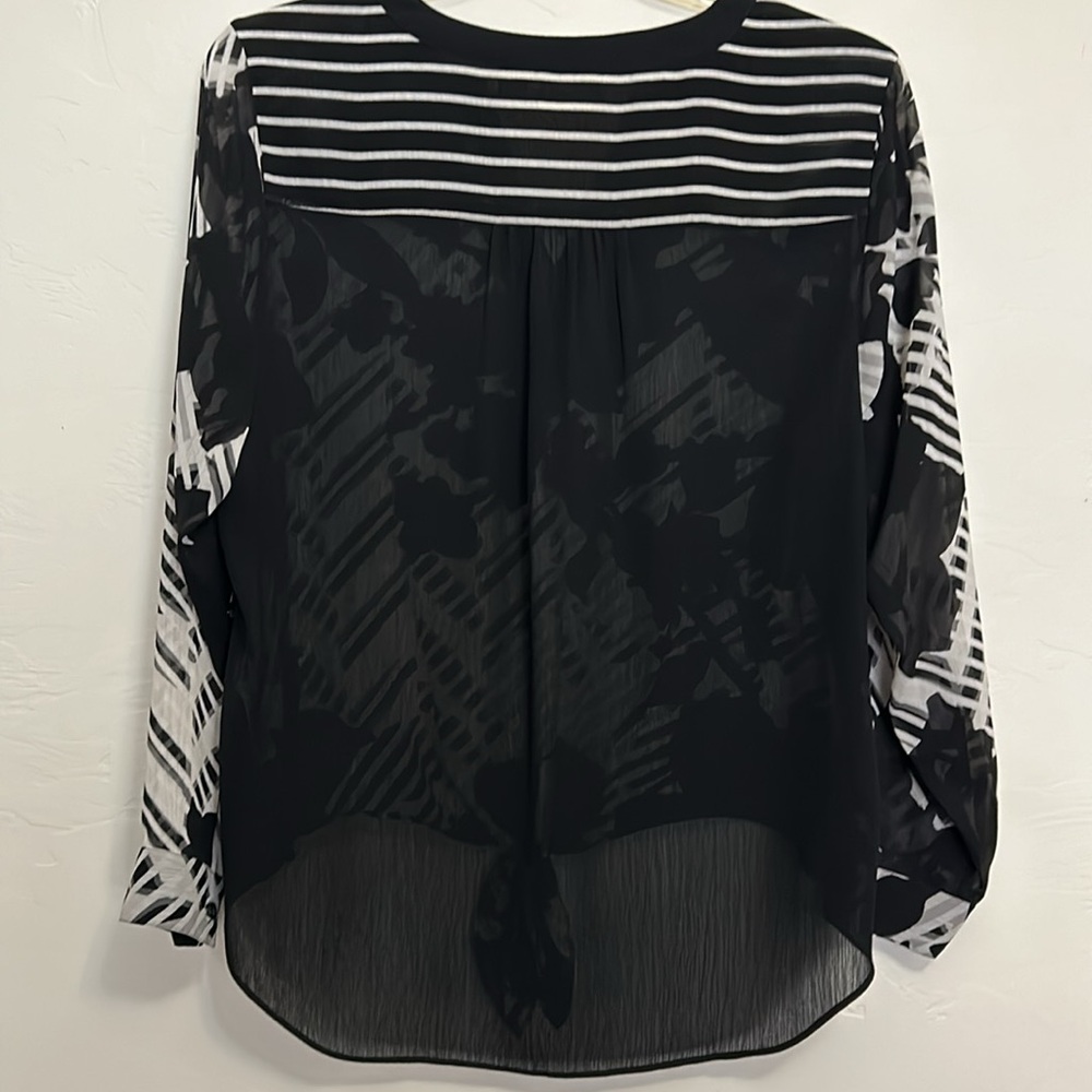 Chico’s Blouse - Picture 5 of 10